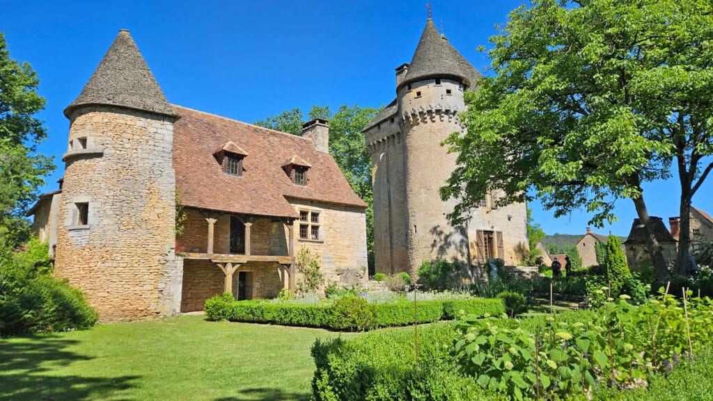donjon manoir et jardin de la salle